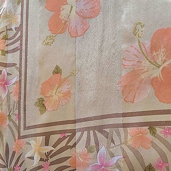 Oscar | Oscar De La Renta pale gold floral silk scarf - Picture 8 of 8